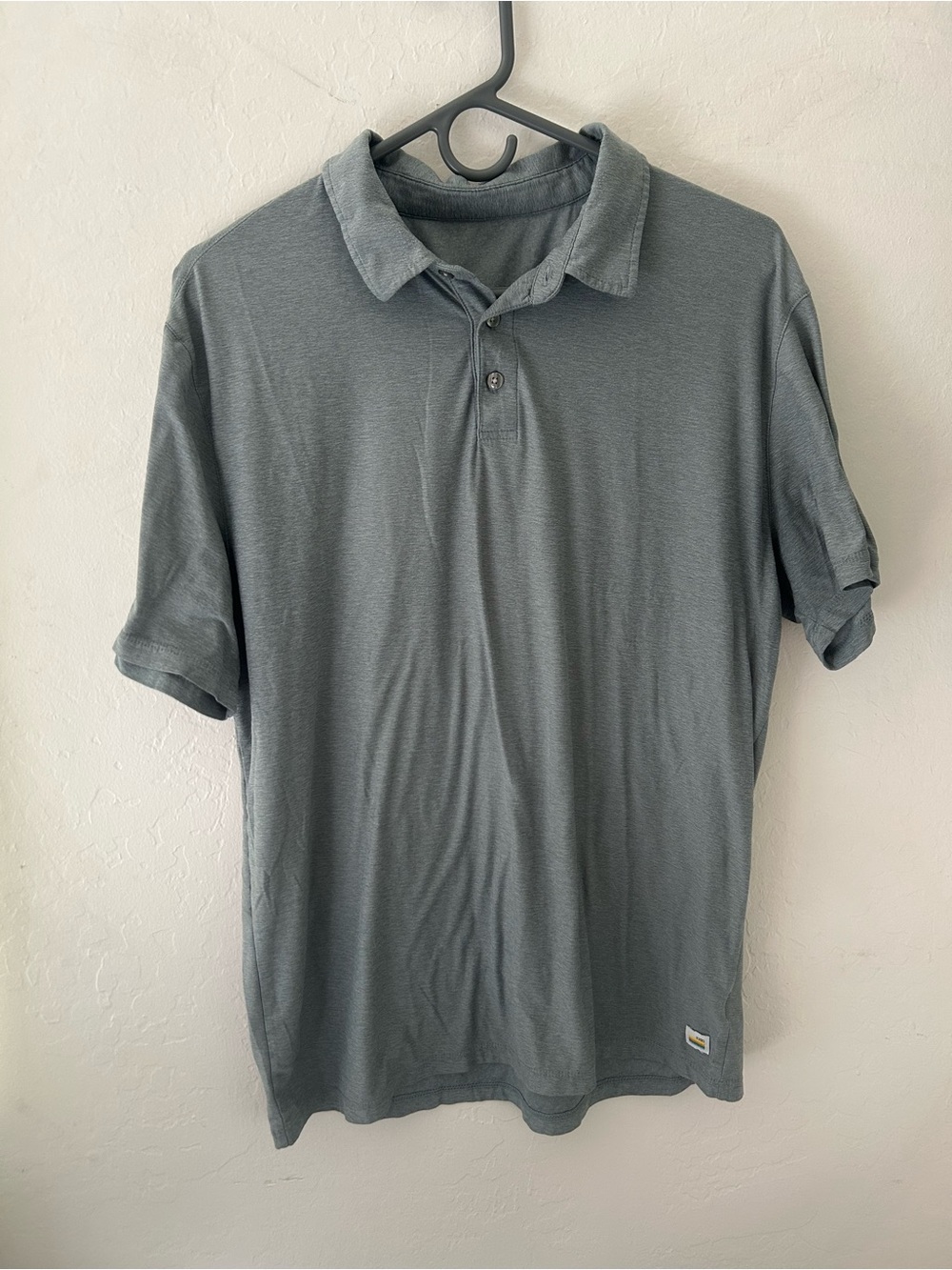 Vuori Men's Polo Shirt in Slate Gray